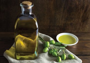 ΕΕ: Μόνο η Ελλάδα έχει αύξηση παραγωγής ελαιολάδου και ελιάς, πρόβλεψη για άνοδο τιμών