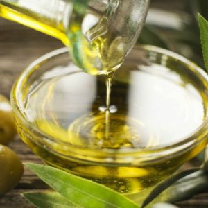 Κομισιόν: Στα «σκαριά» η πώληση χύμα ελαιόλαδου στην ΕΕ!